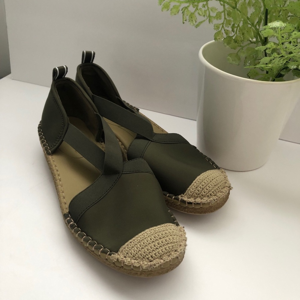 Taryn Rose Espadrilles Wedge